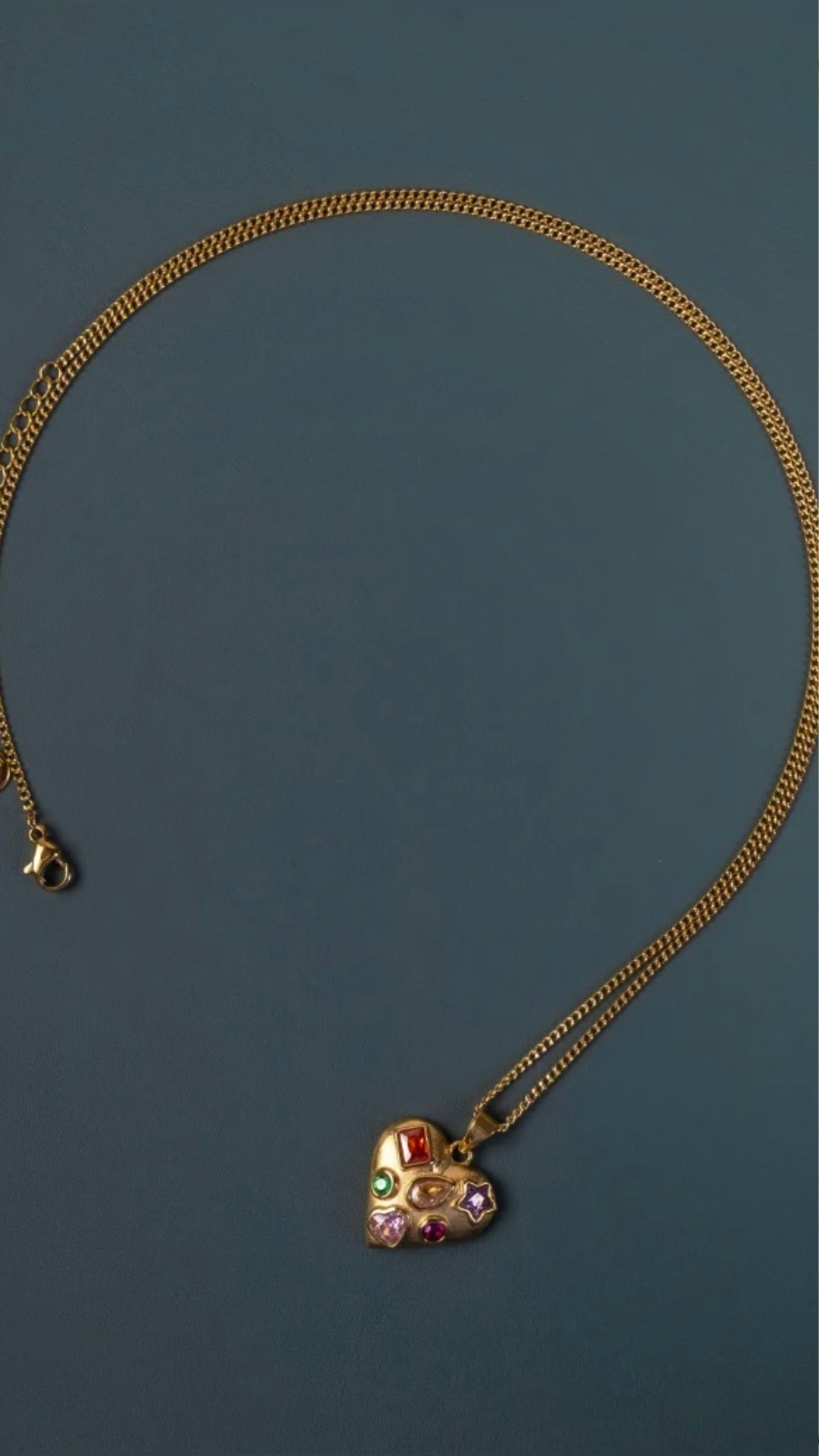 Heart pendant necklace