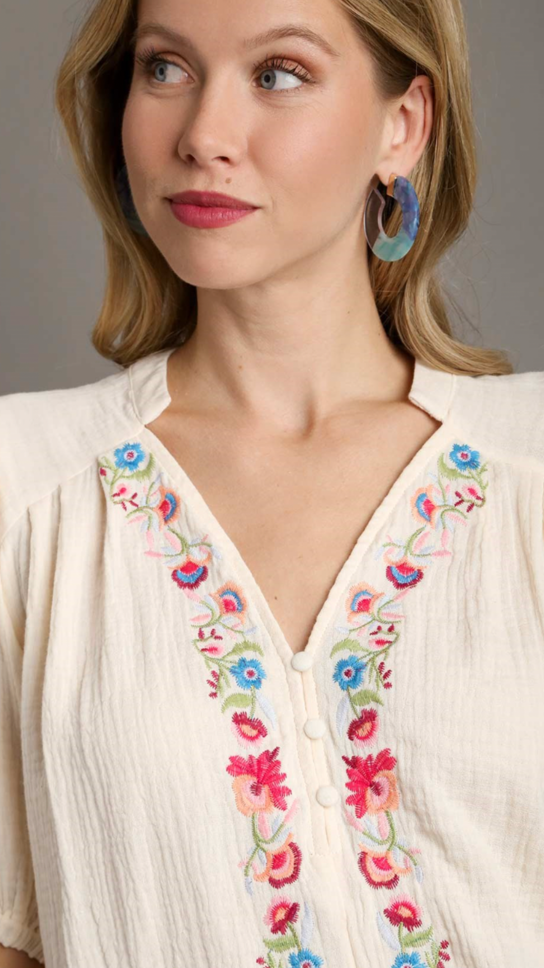 Embroidery flower top