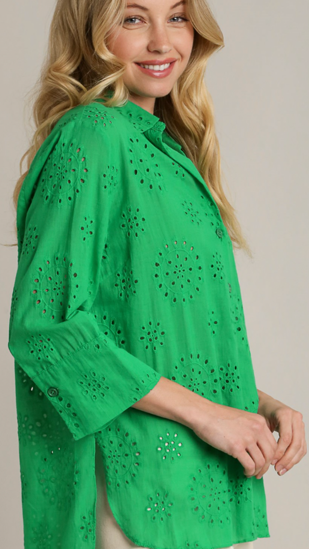 Umgee green lace blouse