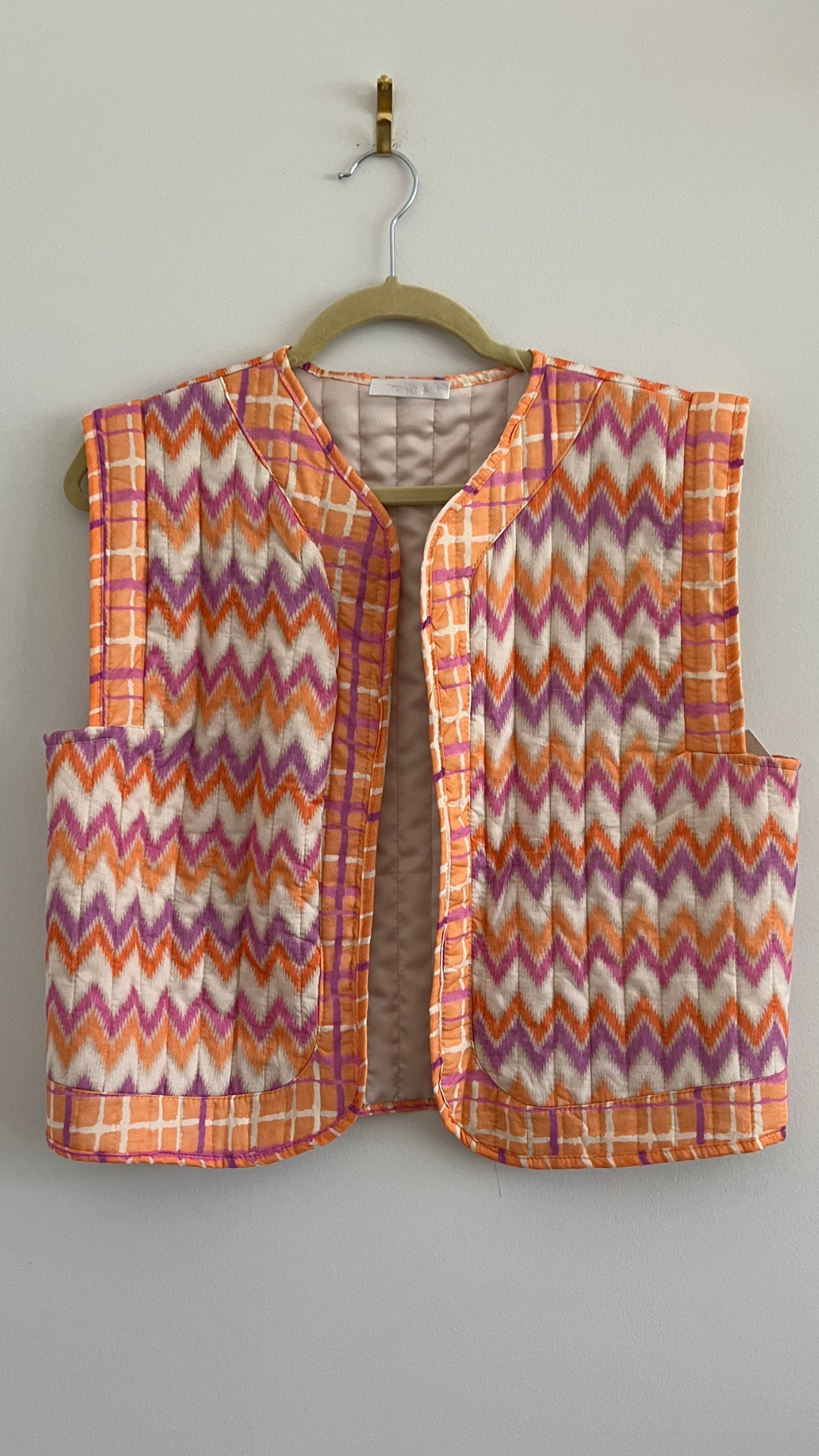 Zig- zag Vest